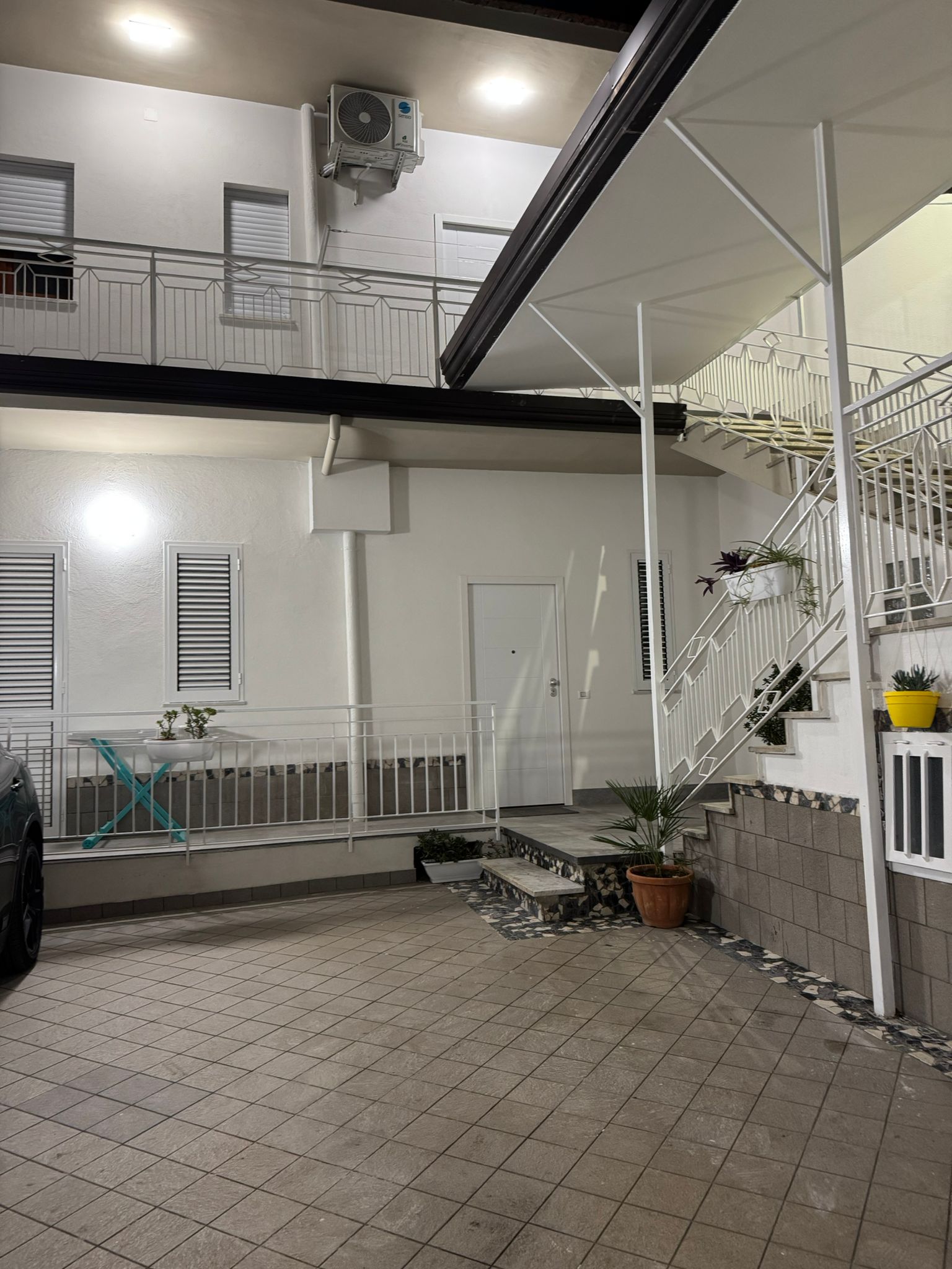 Balcone soleggiato Piter House